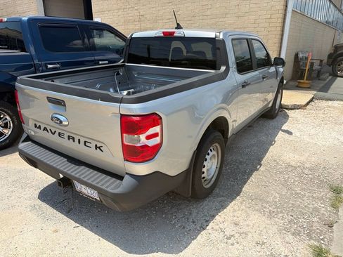 Used 2022 Ford Maverick XL FWD image 3