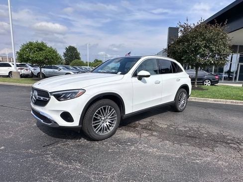 Used 2026 Mercedes-Benz GLC 300 4MATIC image 6