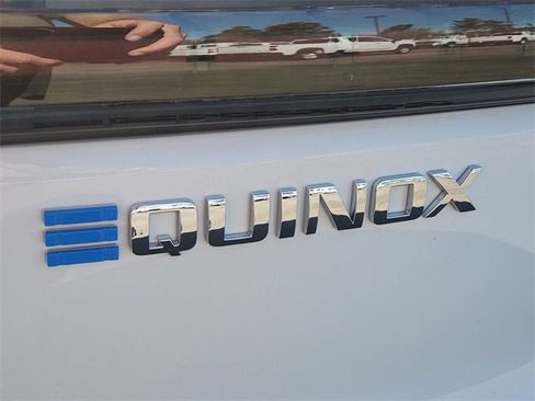 New 2026 Chevrolet Equinox EV LT image 9