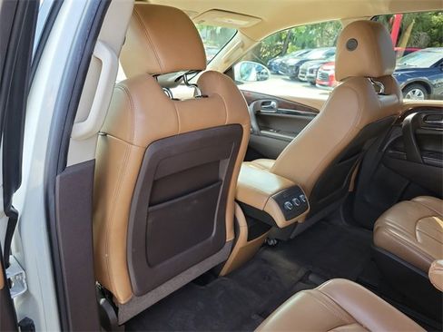 Used 2013 Buick Enclave Leather image 16