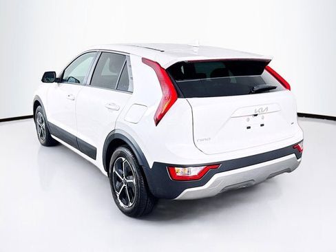Certified 2023 Kia Niro LX image 7