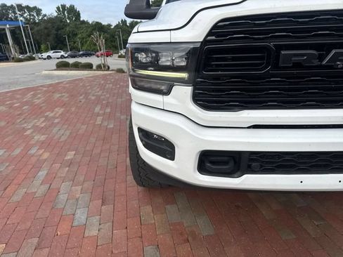 Used 2022 RAM 2500 Limited AWD/4WD image 21