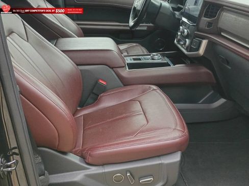 Used 2024 Ford Expedition Limited RWD image 24