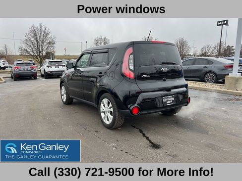 Used 2016 Kia Soul + image 13