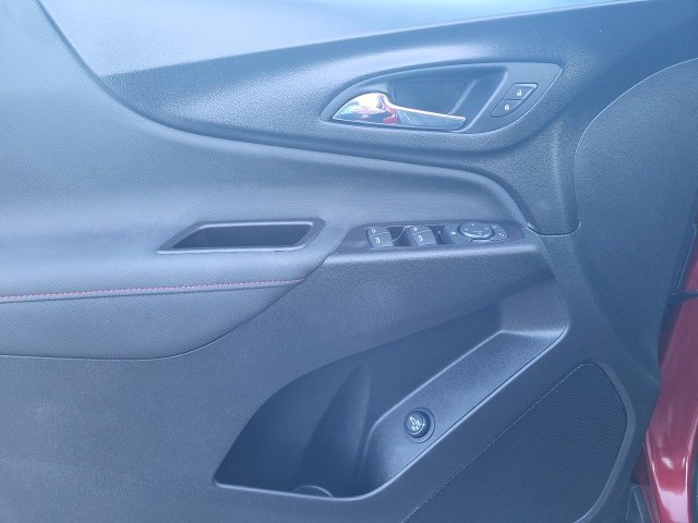 Used 2022 Chevrolet Equinox RS FWD image 14