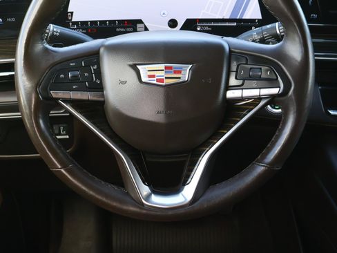 Used 2021 Cadillac Escalade Premium Luxury RWD image 13