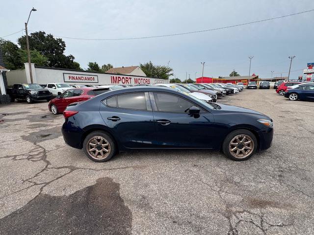 Used 2017 MAZDA MAZDA3 Sport FWD image 5