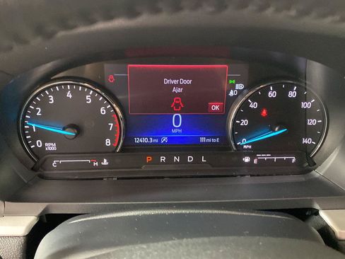 Used 2021 Ford Explorer XLT AWD/4WD image 24