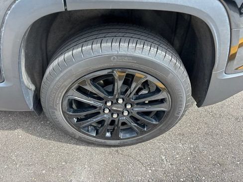 Used 2023 GMC Acadia SLT w/ Elevation Edition AWD/4WD image 12
