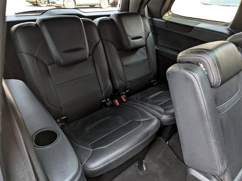 Used 2017 Mercedes-Benz GLS 550 4MATIC image 29
