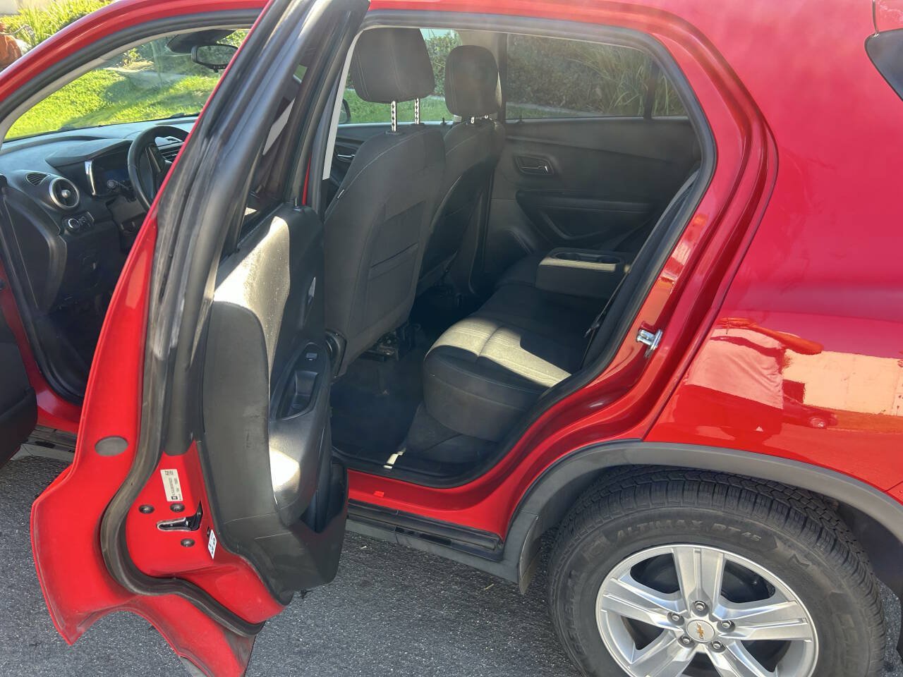 Used 2016 Chevrolet Trax LT FWD image 9