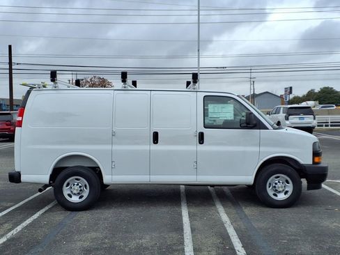 New 2025 Chevrolet Express 2500 w/ Driver Convenience Package image 3