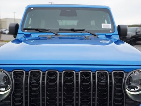 New 2026 Jeep Wrangler Sport S image 38