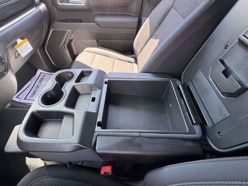 Used 2026 GMC Sierra 1500 SLE w/ Preferred Package AWD/4WD image 40