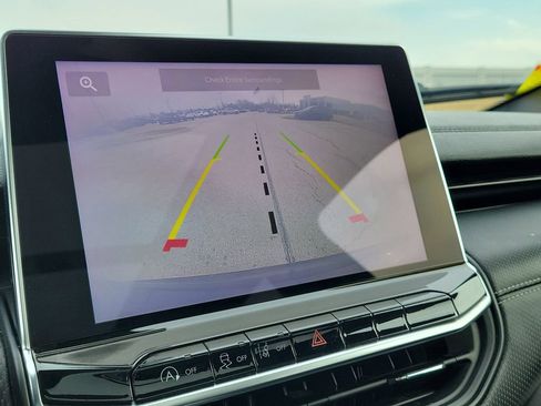 Used 2023 Jeep Compass Altitude w/ Sun and Sound Group image 29