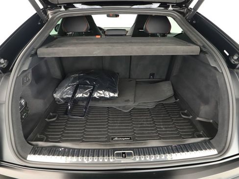 Used 2022 Lamborghini Urus image 29