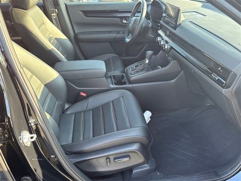 Used 2025 Honda CR-V Sport Touring image 13