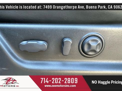 Used 2010 Cadillac Escalade Hybrid image 45