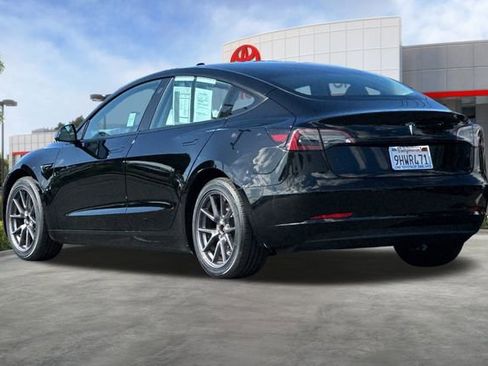 Used 2023 Tesla Model 3 Standard Range image 6