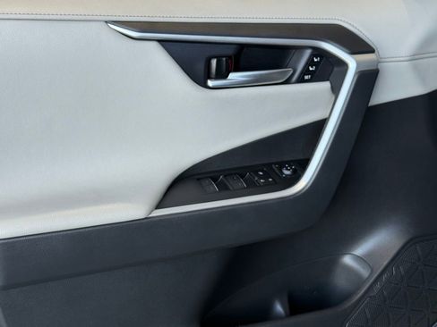 Used 2024 Toyota RAV4 Limited w/ Advanced Technology Package image 23