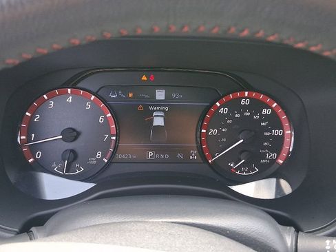 Used 2025 Nissan Frontier PRO-4X w/ Pro Premium Package AWD/4WD image 8