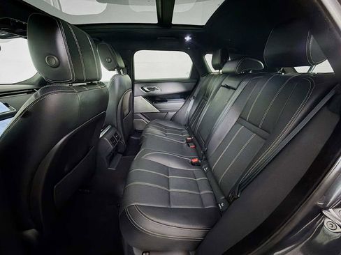 Used 2022 Land Rover Range Rover Velar R-Dynamic S image 22