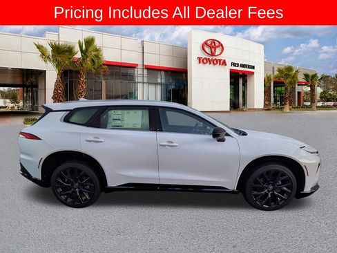 New 2026 Toyota Crown Signia w/ Advanced Technology Package AWD/4WD image 4