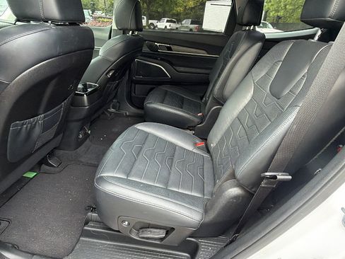 Used 2022 Kia Telluride SX w/ SX Prestige Package AWD/4WD image 25