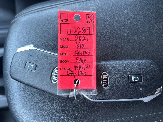 Used 2021 Kia Seltos SX w/ SX Sunroof Package AWD/4WD image 39