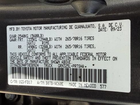 Used 2023 Toyota Tacoma TRD Off-Road RWD image 27