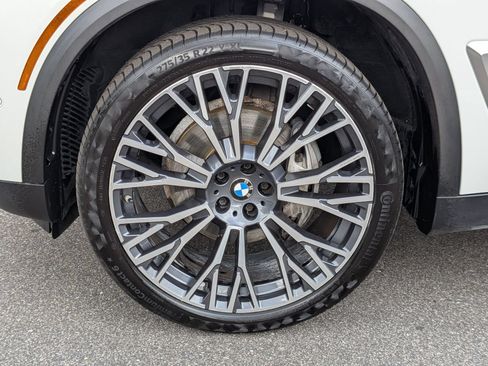 Used 2024 BMW X5 sDrive40i w/ Parking Assistance Package RWD image 10