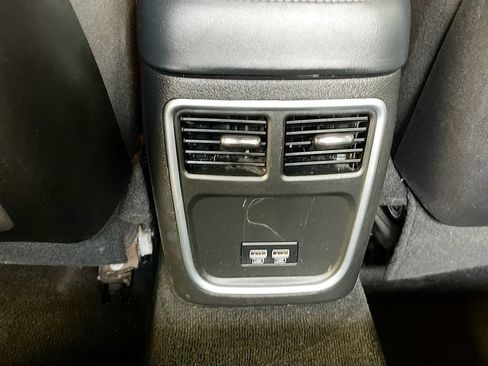 Used 2022 Dodge Charger GT AWD/4WD image 23