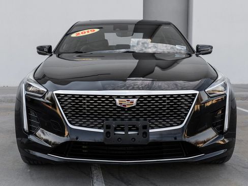 Used 2019 Cadillac CT6 Platinum image 3