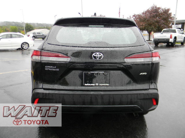 New 2026 Toyota Corolla Cross L AWD/4WD image 3
