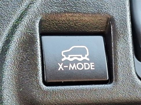 Certified 2021 Subaru Crosstrek 2.5i Limited w/ Moonroof Package 2 image 26