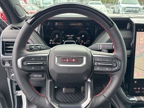 Used 2025 GMC Yukon AT4 Ultimate image 29