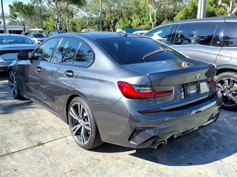 Used 2022 BMW 330i Sedan w/ M Sport Package image 8