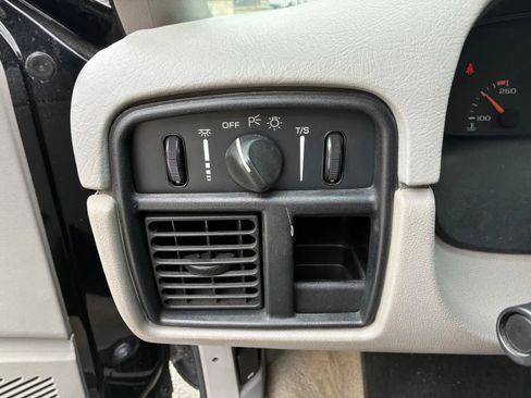 Used 1996 Chevrolet Impala SS RWD image 19