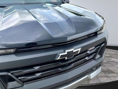 Used 2024 Chevrolet Colorado Trail Boss w/ Technology Package AWD/4WD image 34