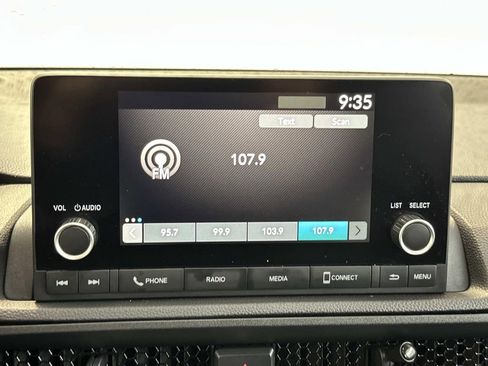 Used 2023 Honda CR-V LX image 22