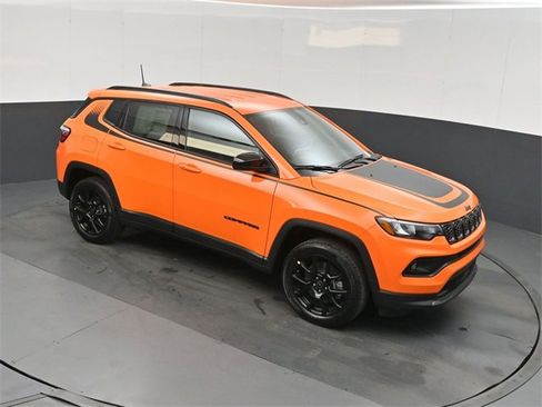 New 2026 Jeep Compass Latitude image 28