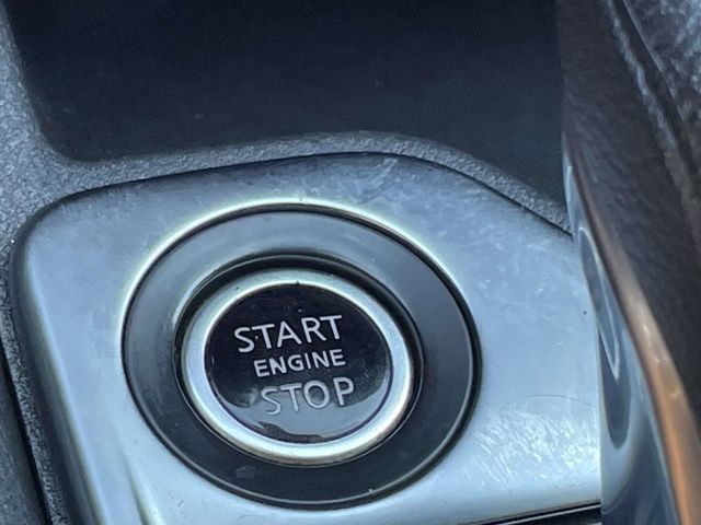 Used 2020 Nissan Sentra SV FWD image 12
