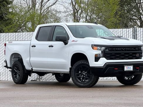 New 2026 Chevrolet Silverado 1500 Custom Trail Boss image 2