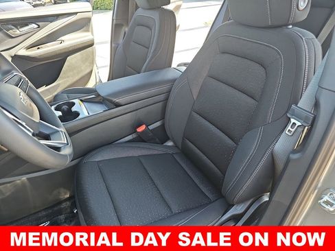 New 2025 Chevrolet Blazer EV LT w/ Midnight/Sport Edition FWD image 14