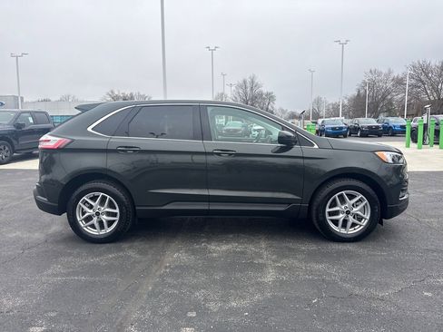 Used 2024 Ford Edge SEL w/ Convenience Package image 6