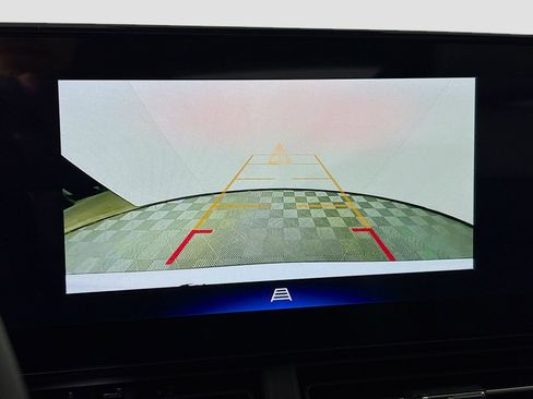 New 2026 Chevrolet Trax ACTIV w/ Sunroof Package image 17