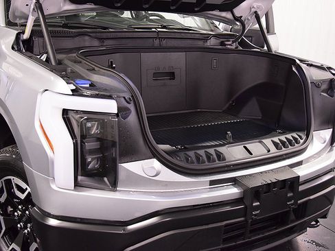 Used 2023 Ford F150 Lightning Pro image 36