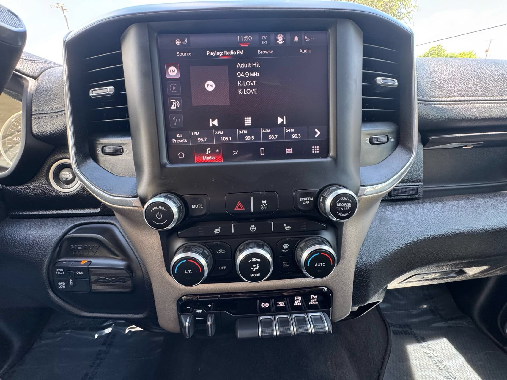 Used 2022 RAM 2500 Laramie AWD/4WD image 12