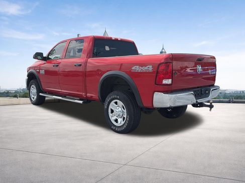 Used 2018 RAM 2500 Tradesman w/ Chrome Appearance Group AWD/4WD image 3