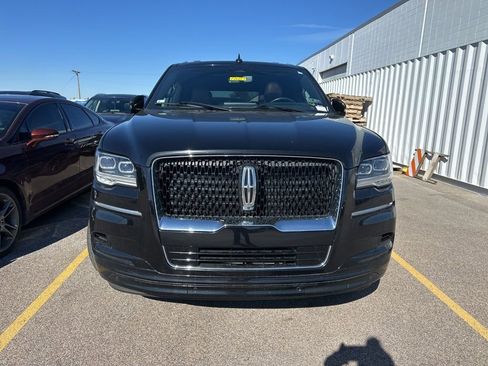 Used 2023 Lincoln Navigator L Reserve image 18